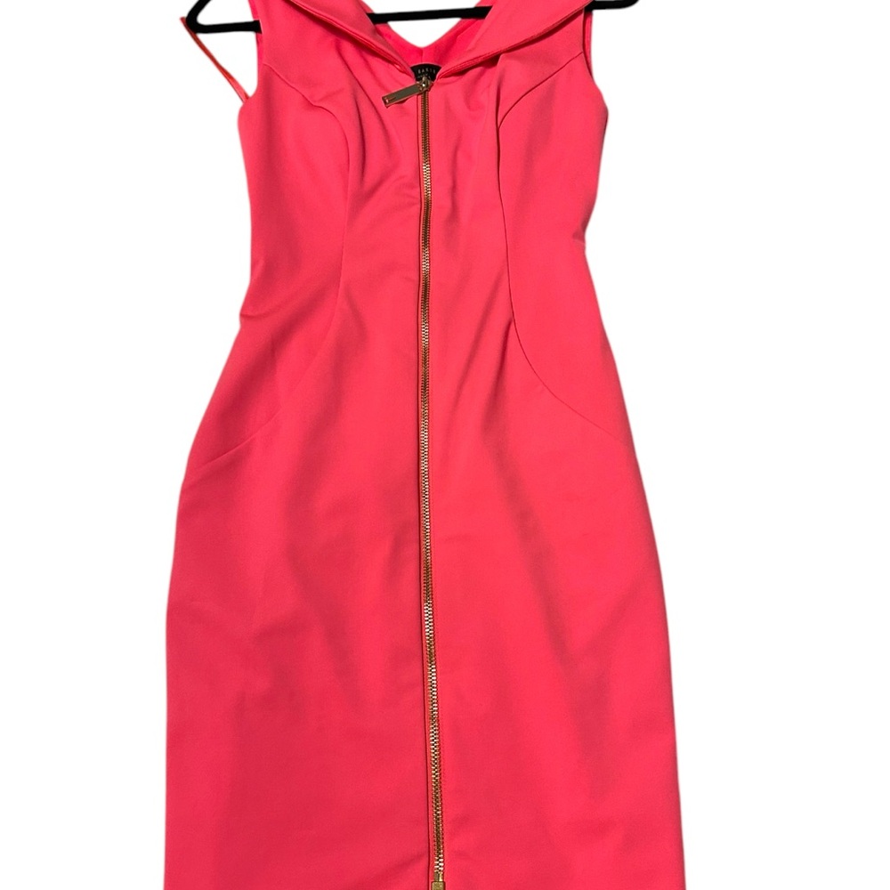 Elegant Pink Sleeveless Dress